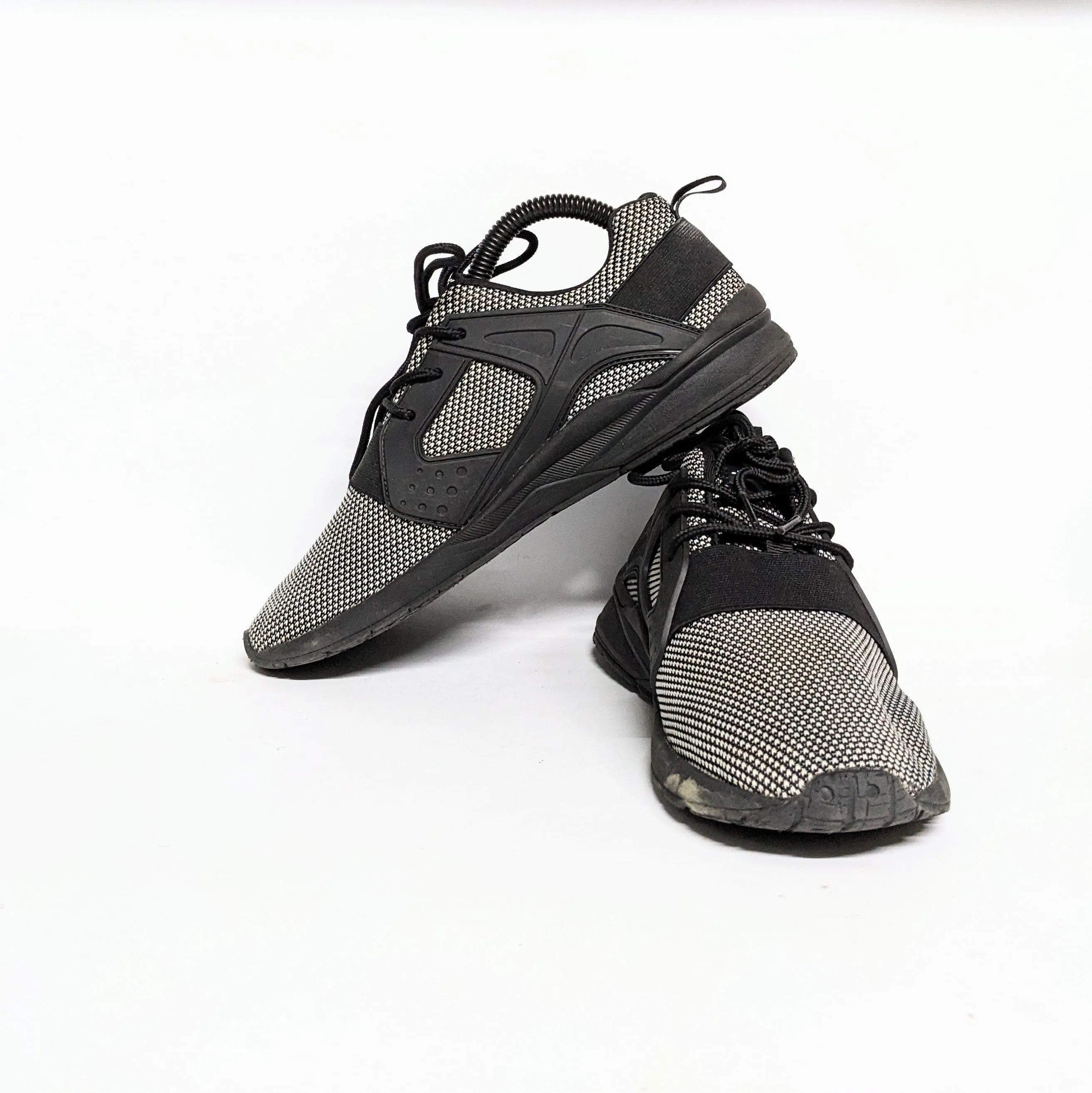 Black Preloved Premium LightWeight Sneakers