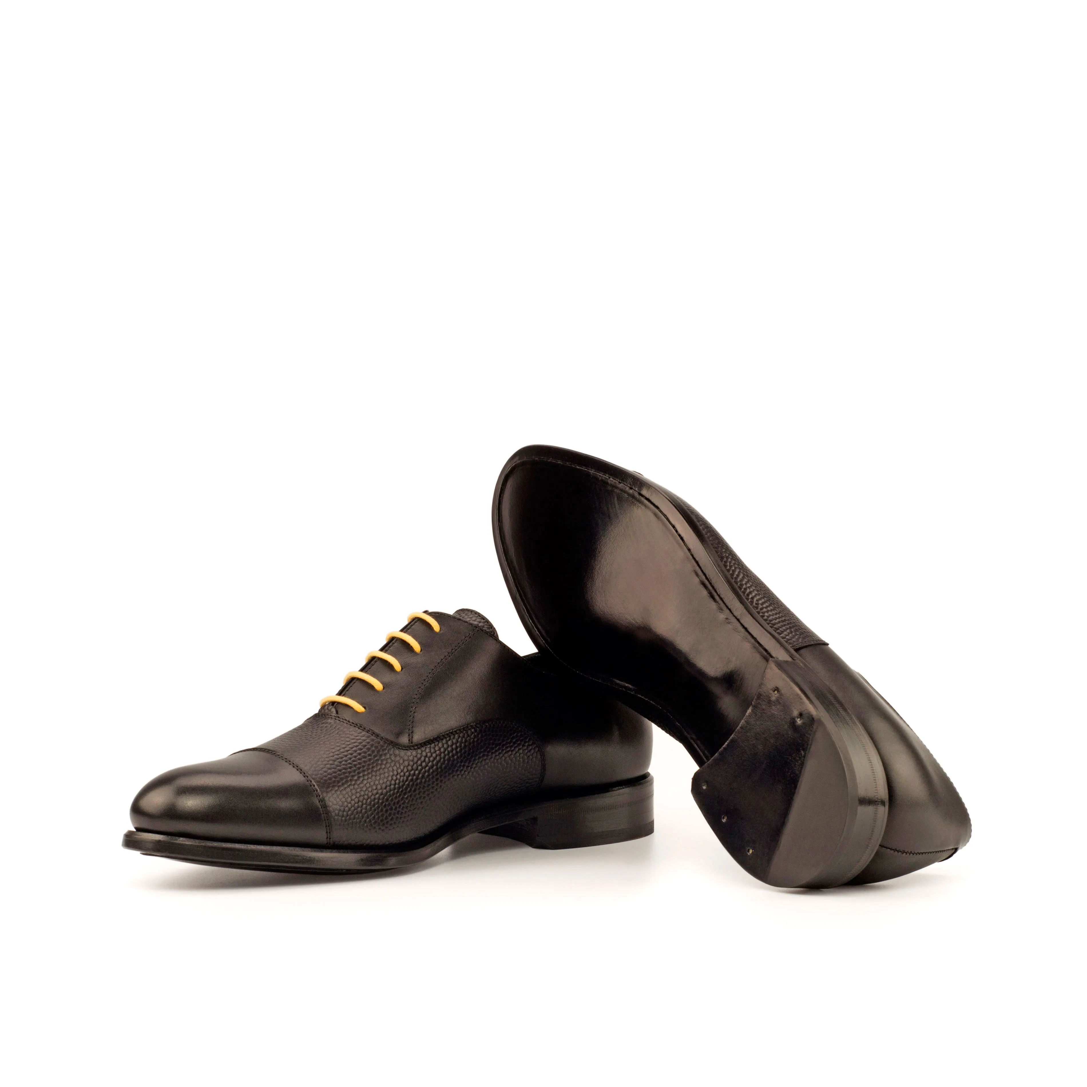 DapperFam Rafael in Black Men's Italian Leather & Italian Pebble Grain Leather Oxford