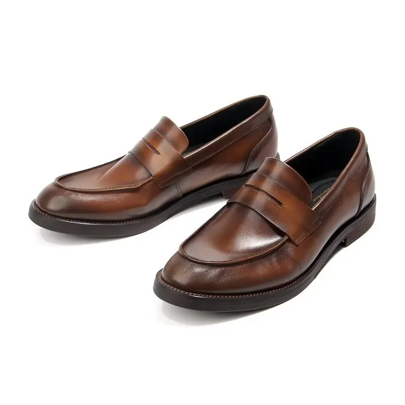 Elegance Unveiled: Veltique Loafers
