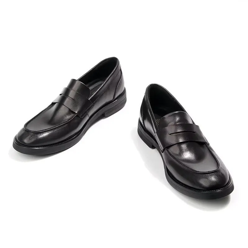 Elegance Unveiled: Veltique Loafers