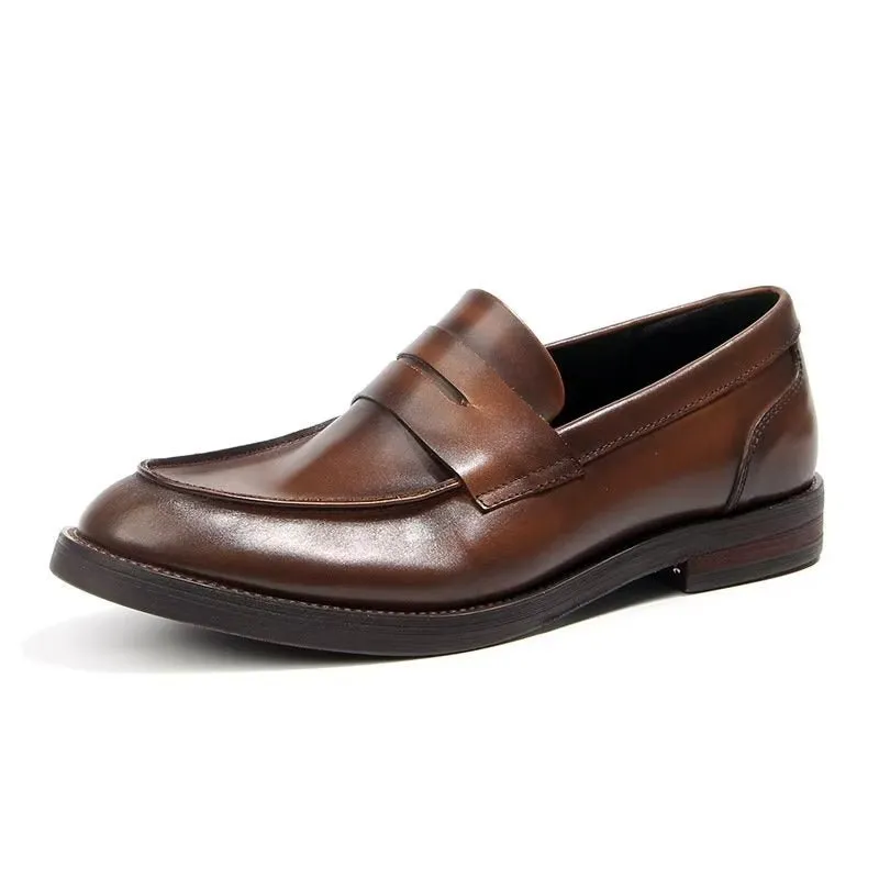 Elegance Unveiled: Veltique Loafers