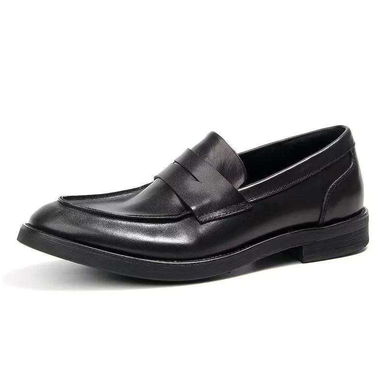 Elegance Unveiled: Veltique Loafers