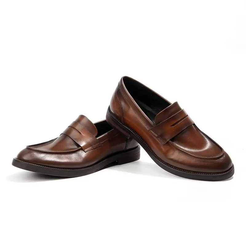 Elegance Unveiled: Veltique Loafers