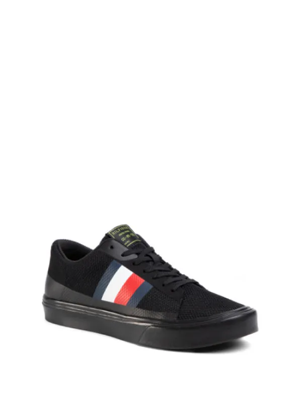 Lightweight Stripes Knit Sneaker