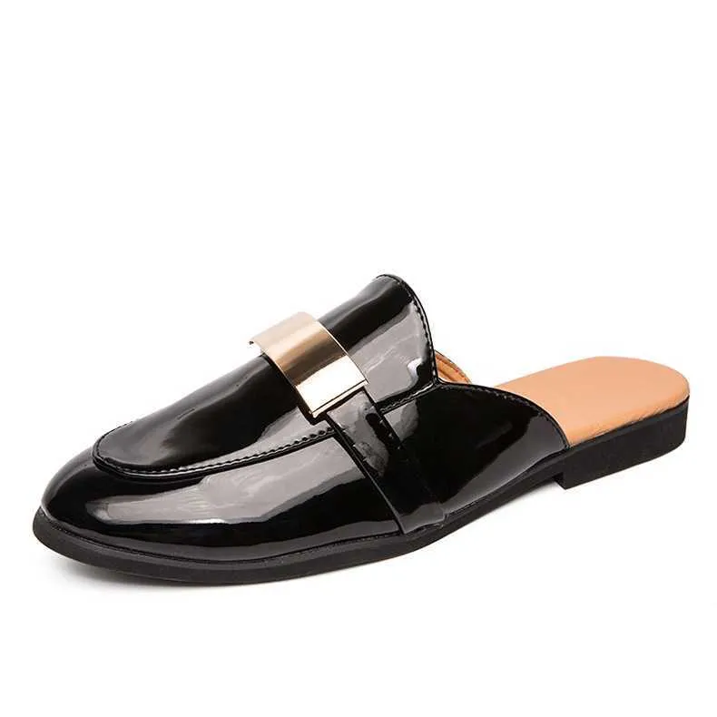 Veltique Slip-On Croctex Loafers